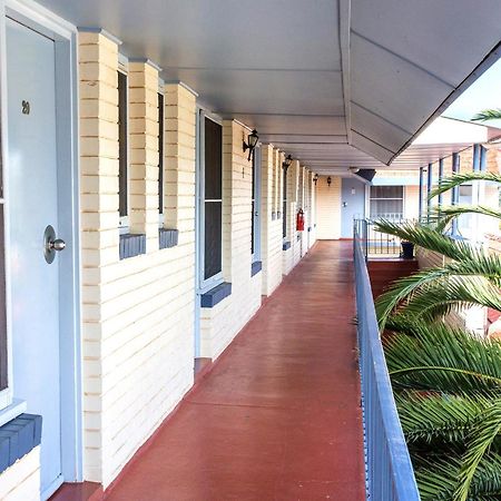 Cowra Motor Inn Extérieur photo