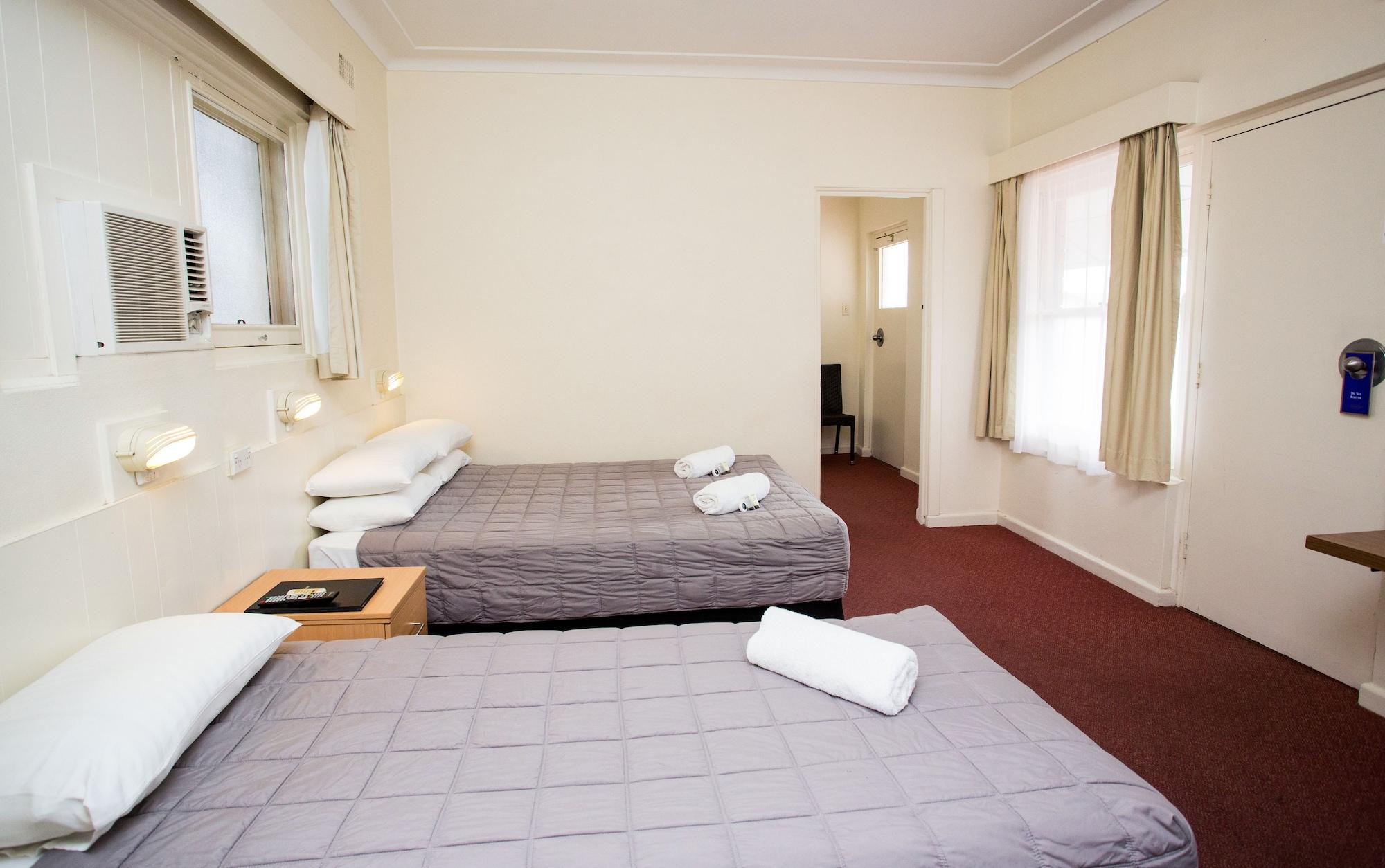 Cowra Motor Inn Extérieur photo
