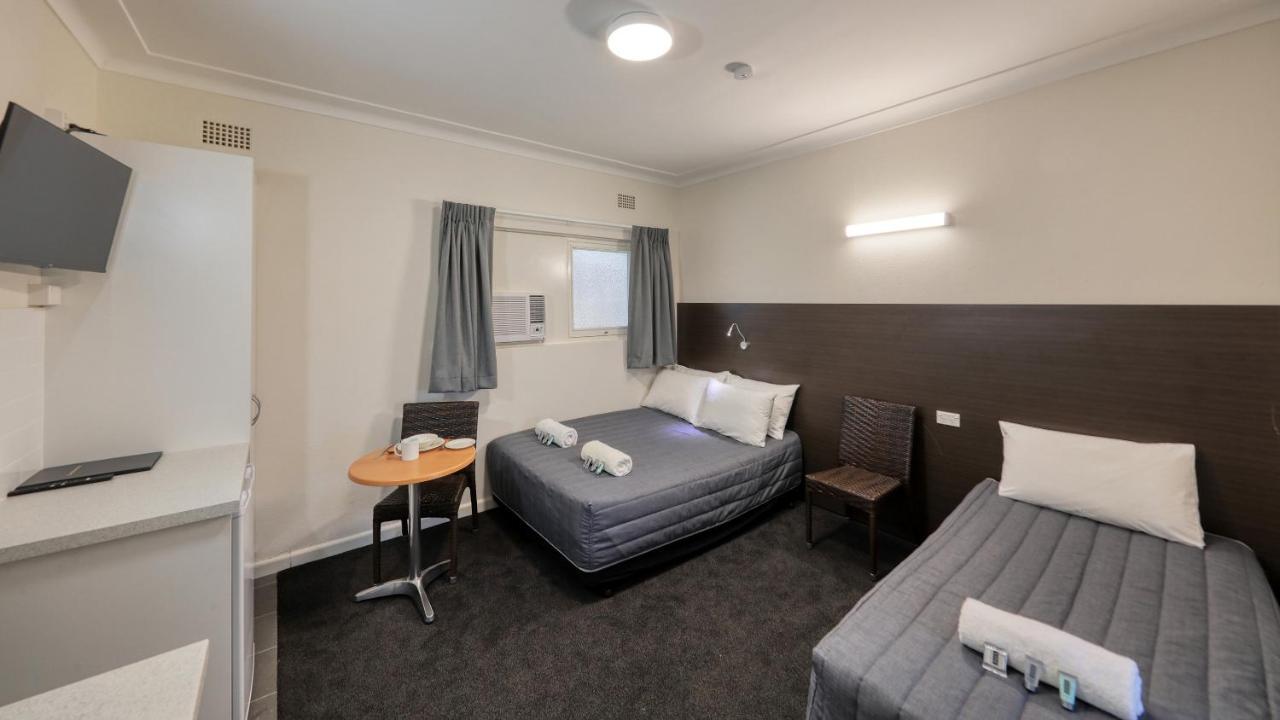 Cowra Motor Inn Extérieur photo