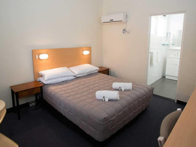 Cowra Motor Inn Extérieur photo